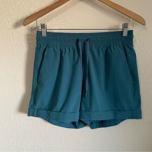 Lululemon Spring Break Away Shorts Size 6 W7AM5S Teal Green Blue Running